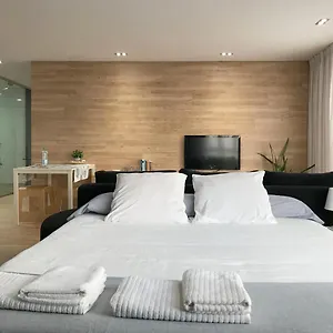 Al_reparo _ Apartment